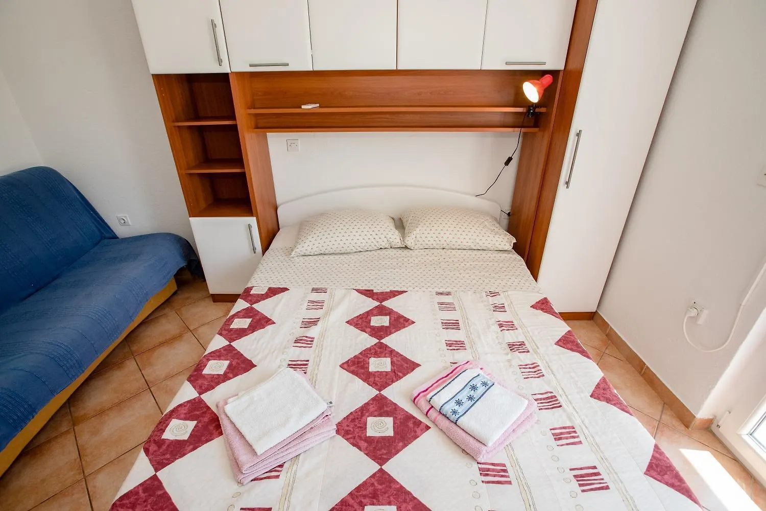Apartments Mili Palit 0*,