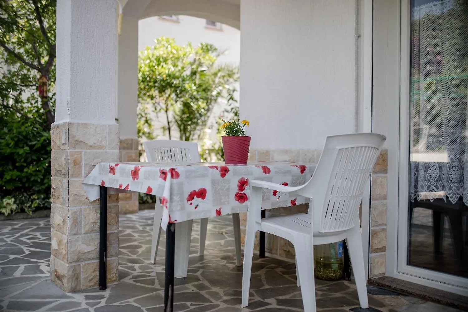 Apartments Mili Palit