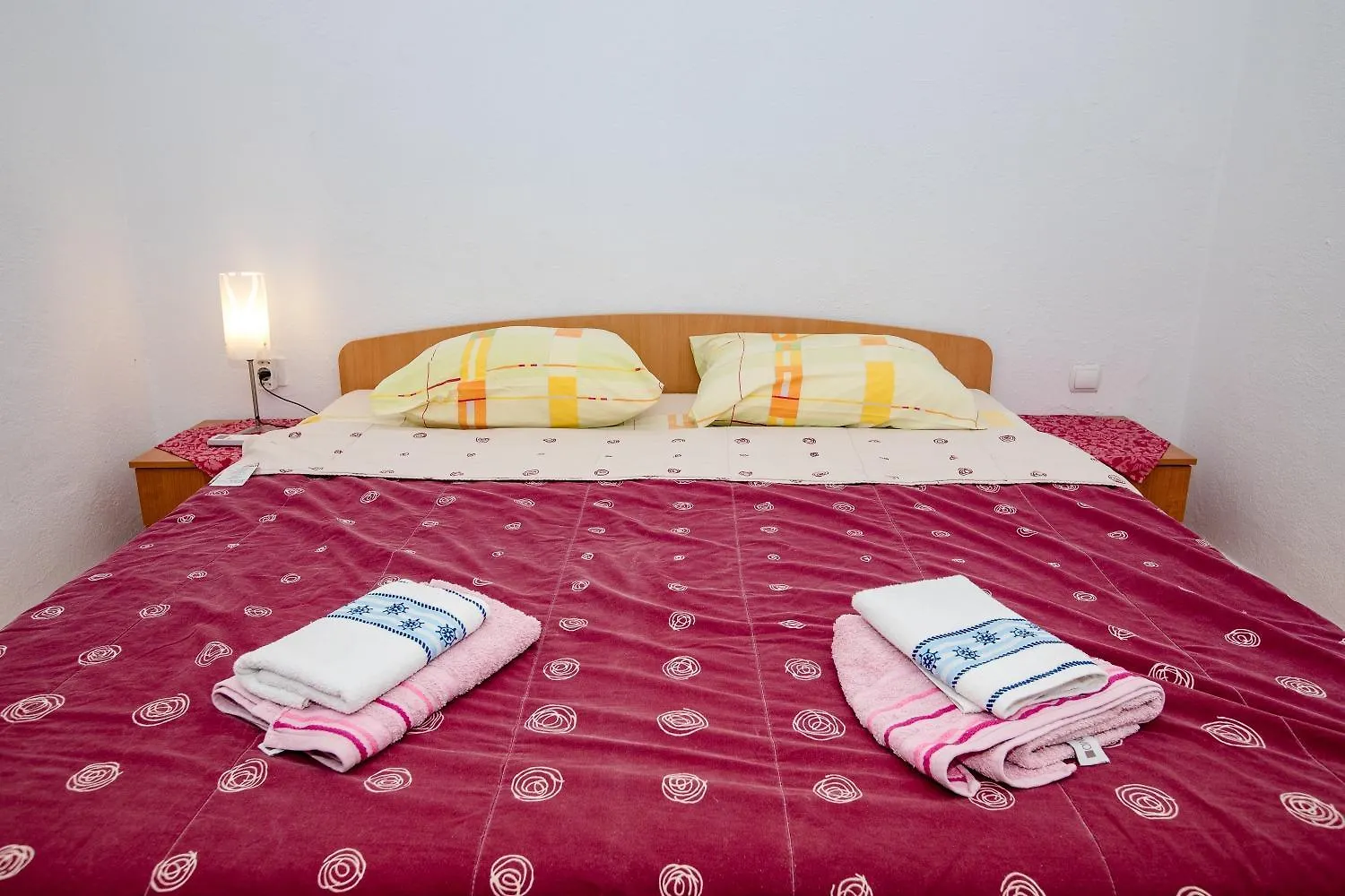 Apartments Mili Palit Croatia