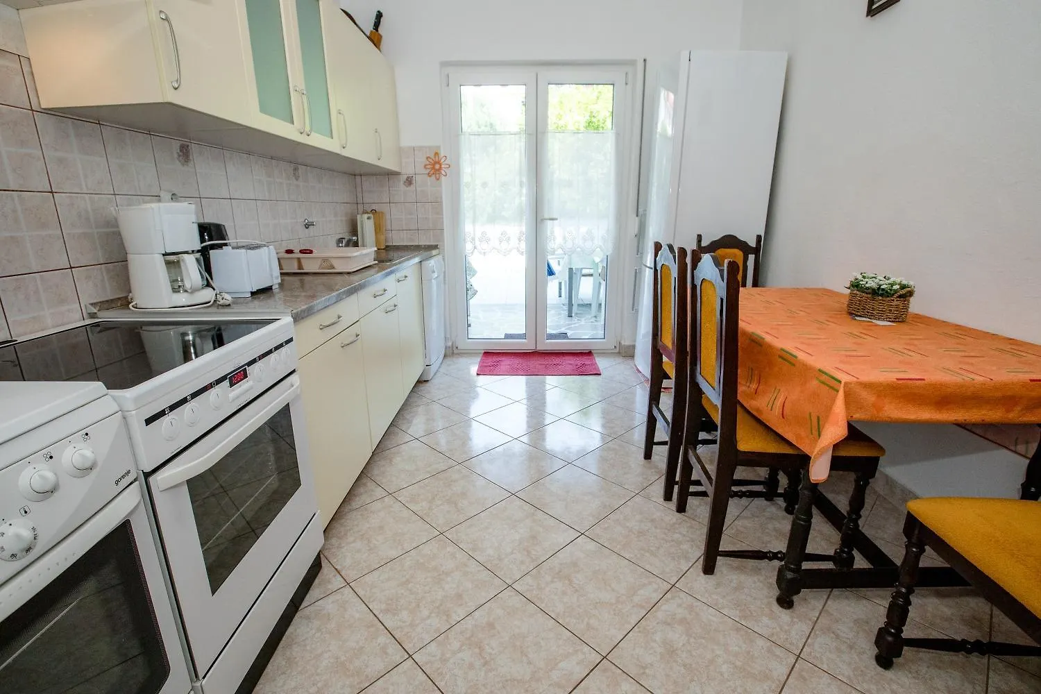 Apartments Mili Palit