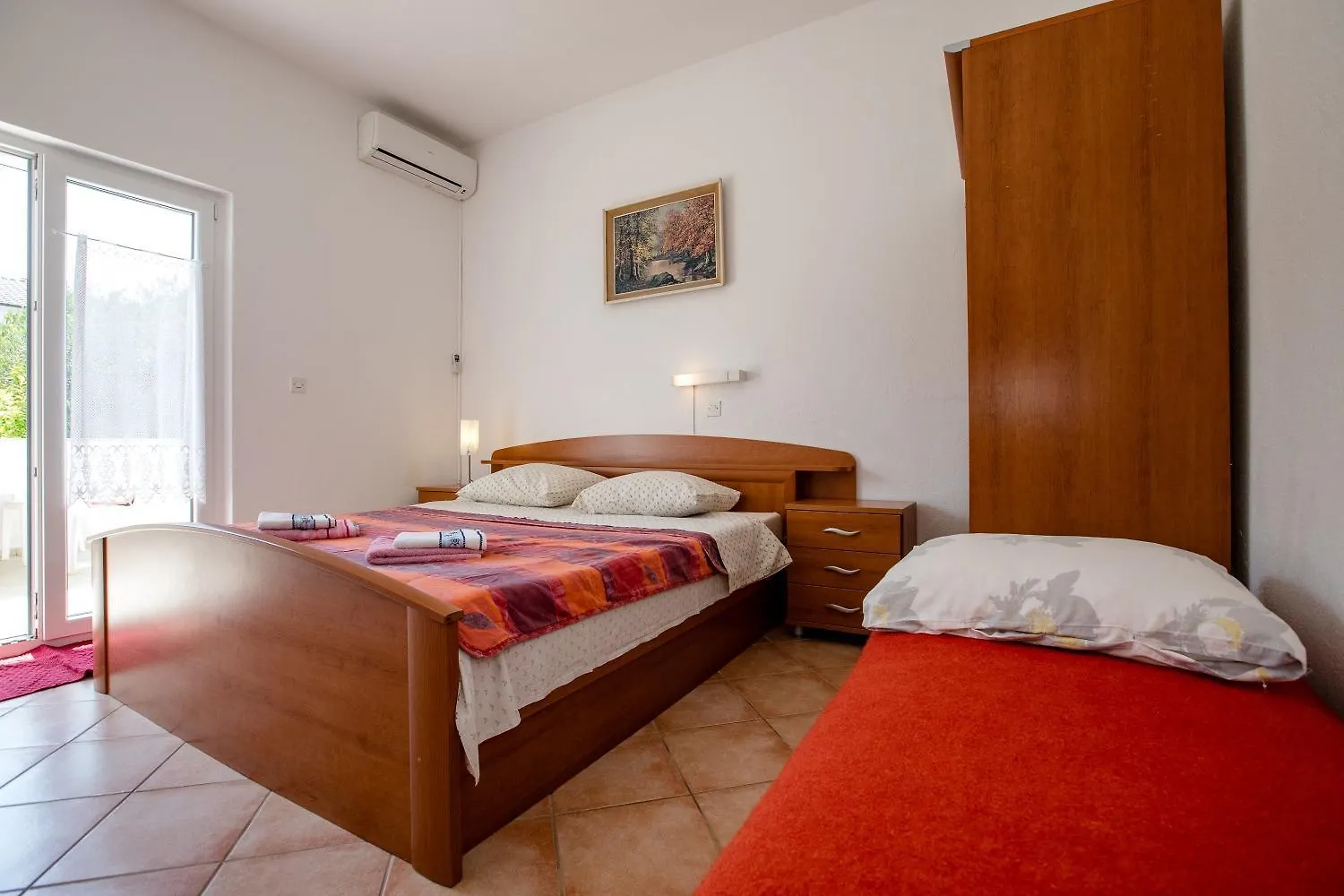 Apartments Mili Palit