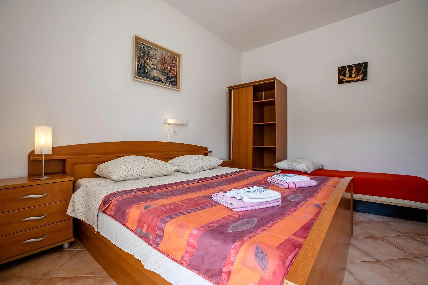 Apartments Mili Palit