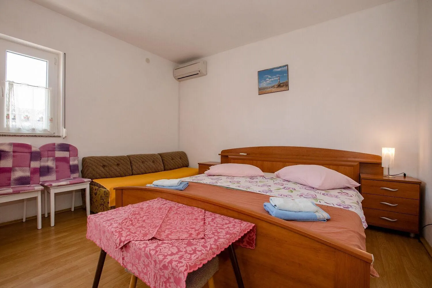 Apartments Mili Palit