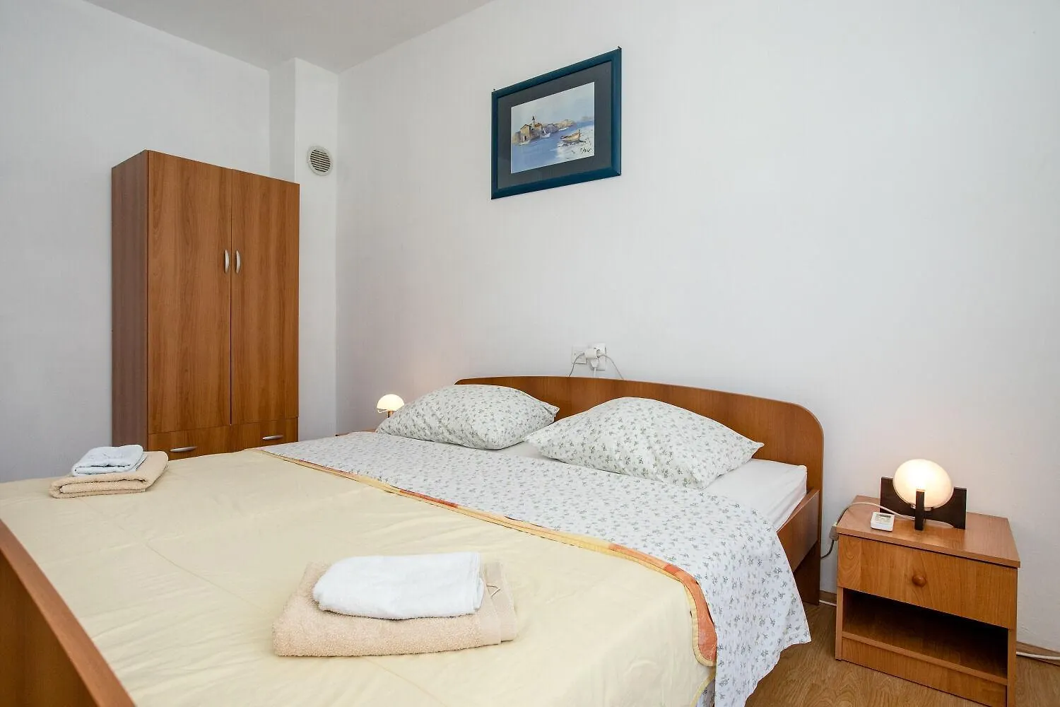 Apartments Mili Palit