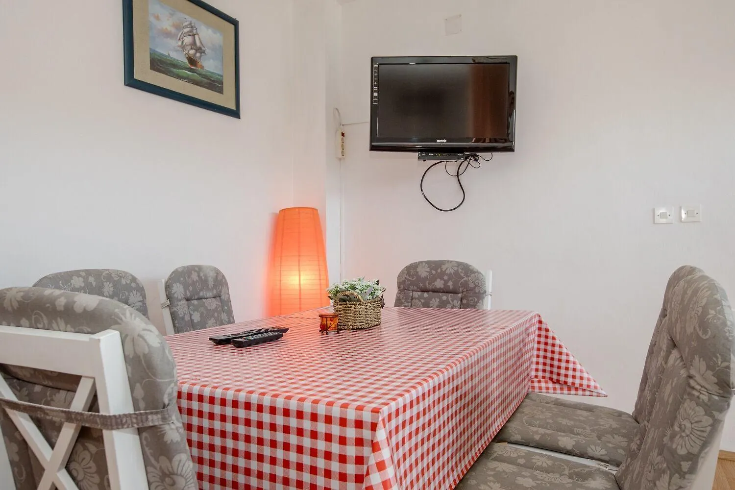 Apartments Mili Palit Croatia